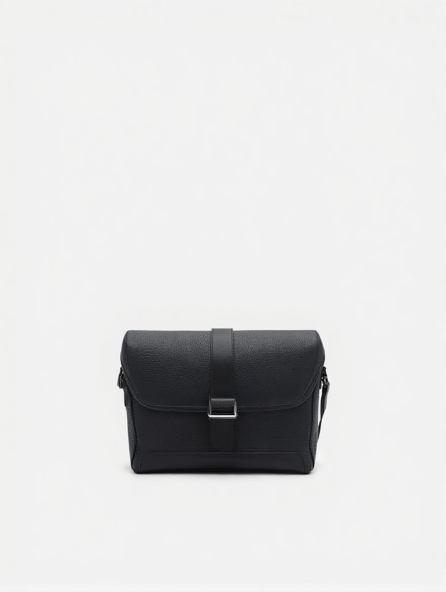 Classic Messenger Bag