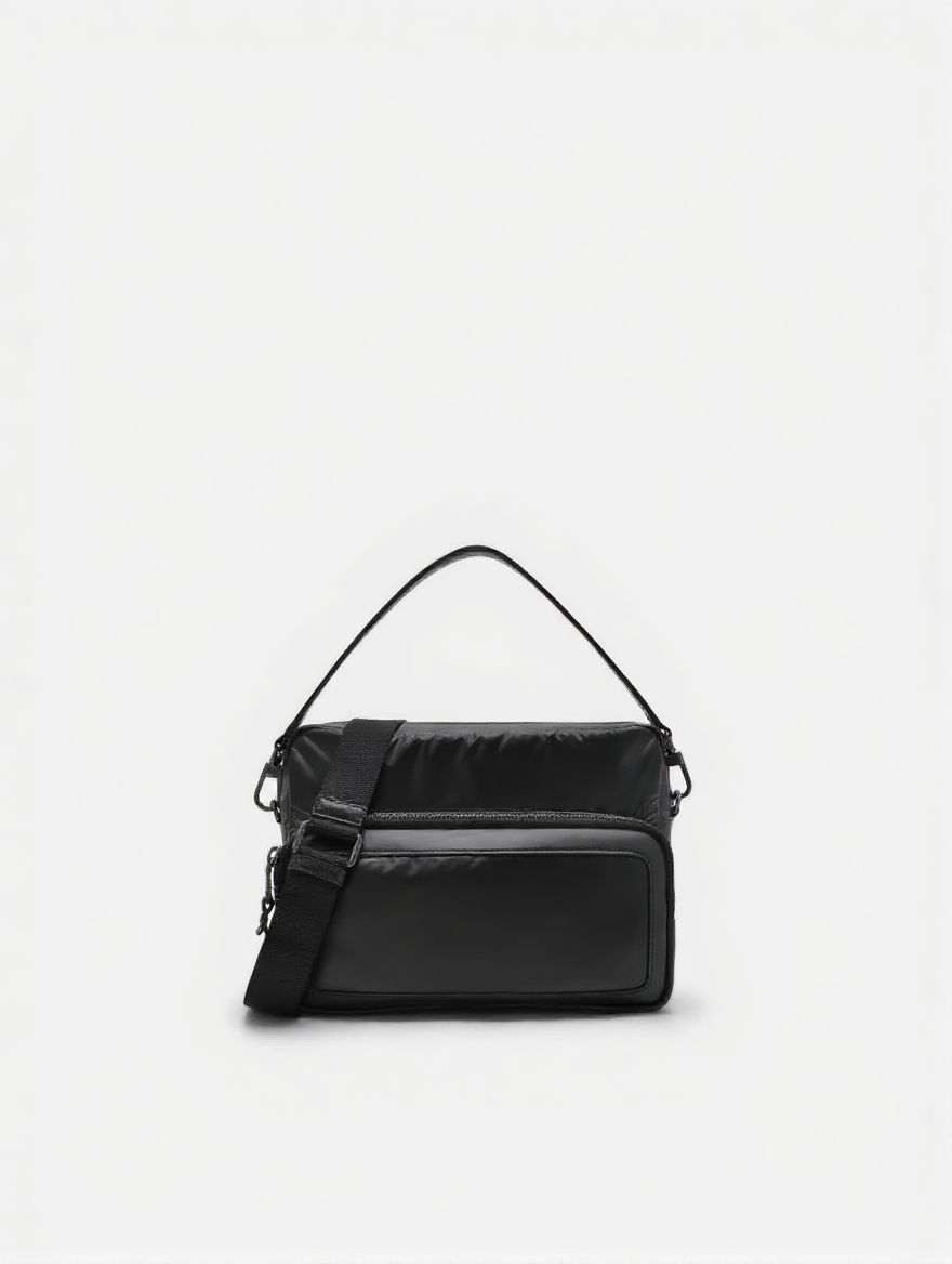 Classic Triple Messenger Bag