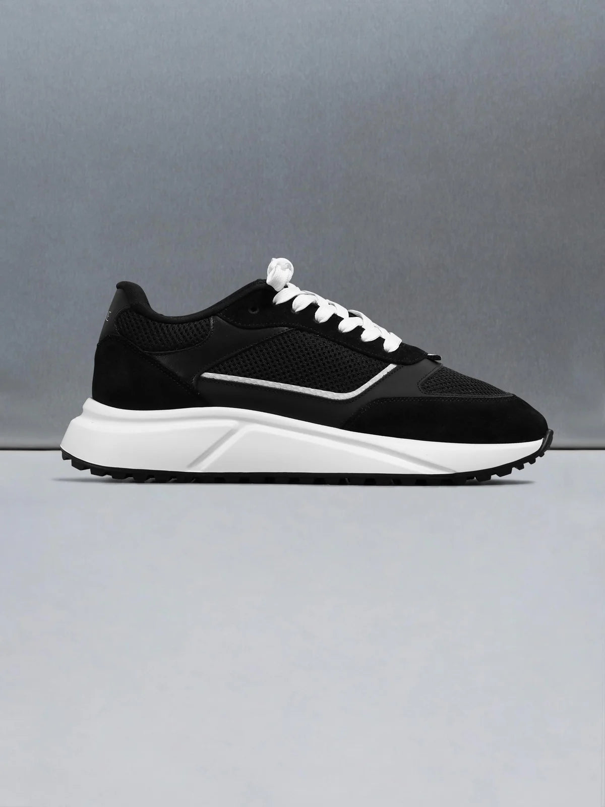 Esntls Trainer Sneaker